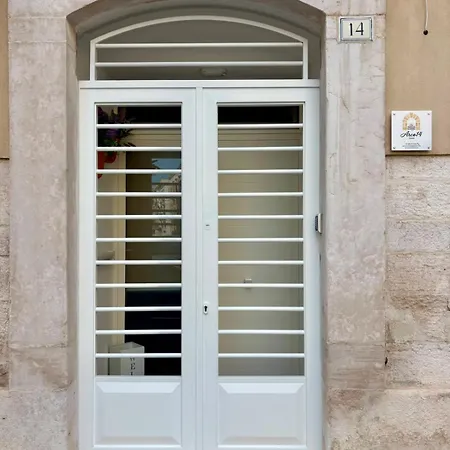 Arco14 Apartman Trani